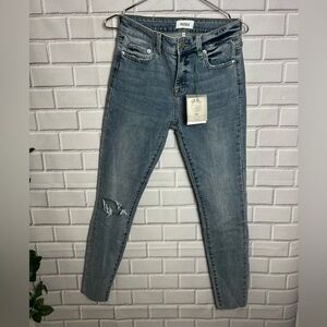 PISTOLA Audrey Women's mid rise Light Blue distressed skinny Jeans/size 26